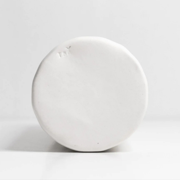 BNIB Elixir Porcelain Olive Oil Dispenser - Picture 5 of 11